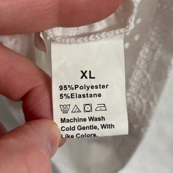 White Eyelet Tank Top - Picture 6 of 7